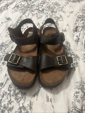 Cliffs by WHITE MOUNTAIN Dark Brown woman  Buckle Sandals